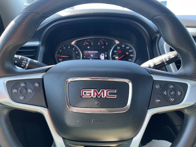 2023 GMC Acadia Vehicle Photo in MEDINA, OH 44256-9631