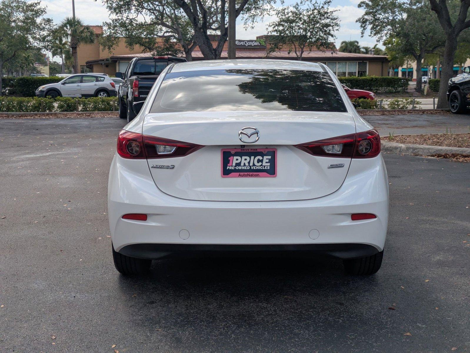 2017 Mazda Mazda3 4-Door Vehicle Photo in GREENACRES, FL 33463-3207