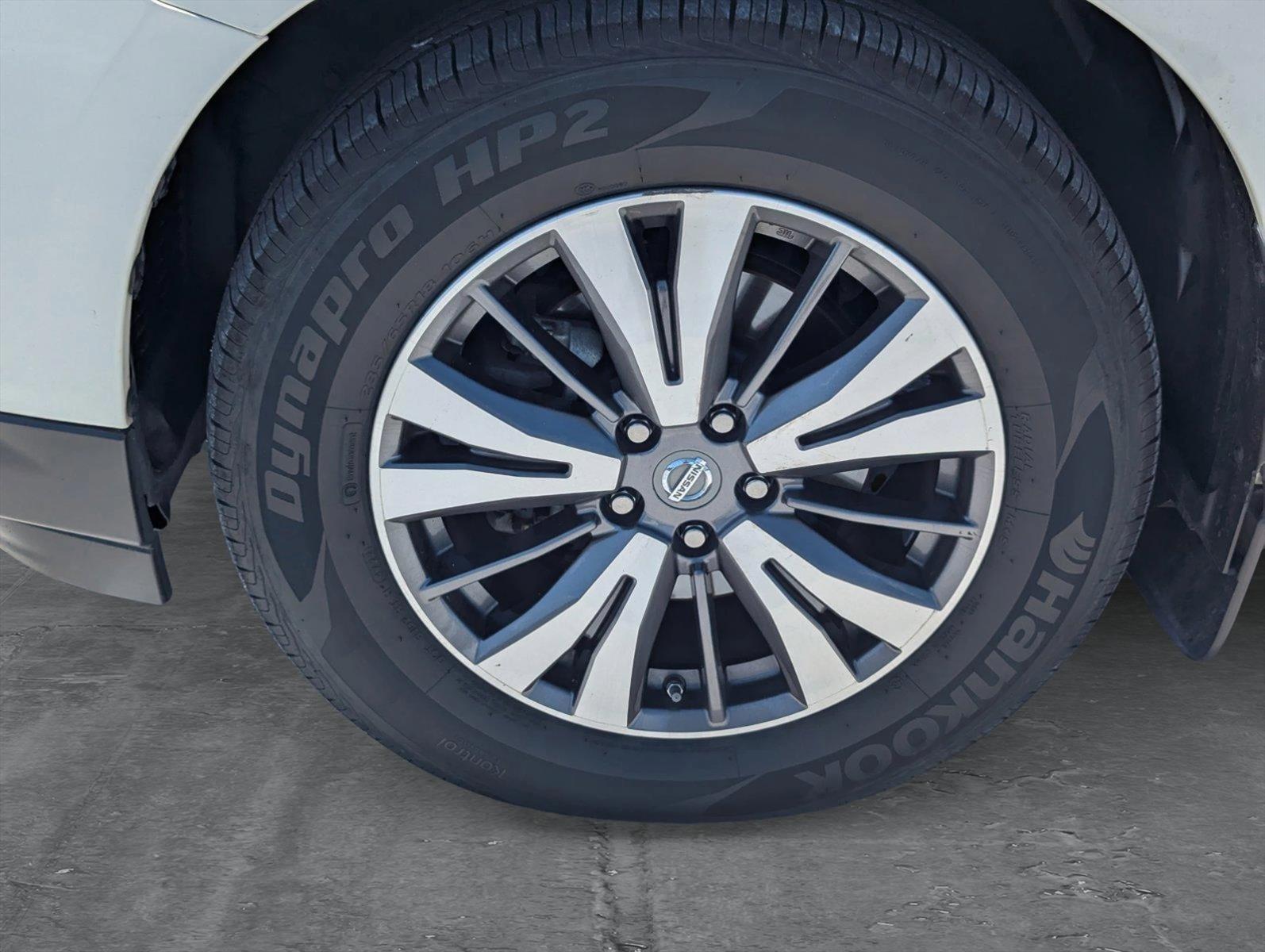 2017 Nissan Pathfinder Vehicle Photo in Ft. Myers, FL 33907