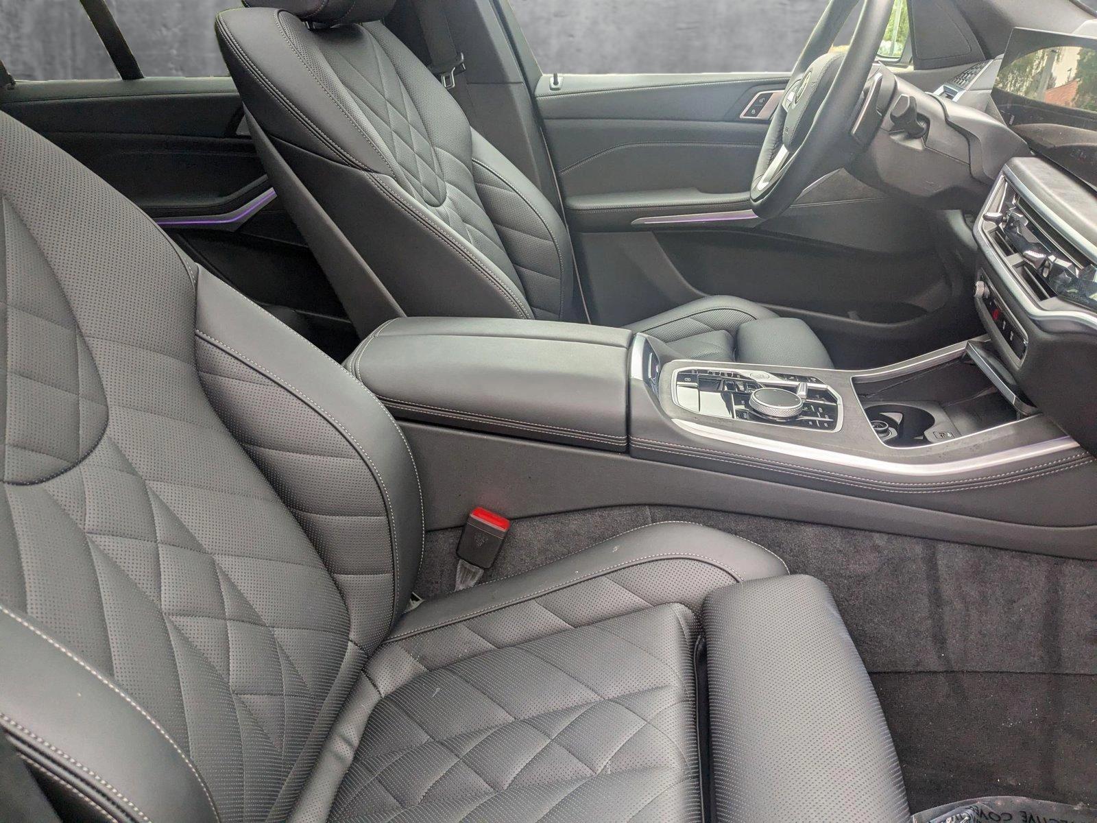 2025 BMW X5 sDrive40i Vehicle Photo in Valencia, CA 91355