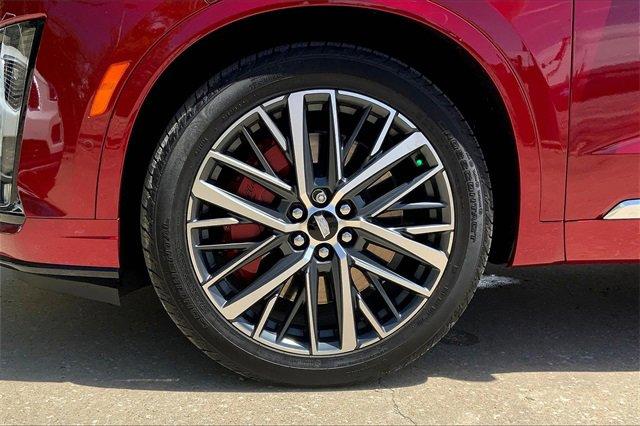 2023 Cadillac XT6 Vehicle Photo in KANSAS CITY, MO 64114-4545
