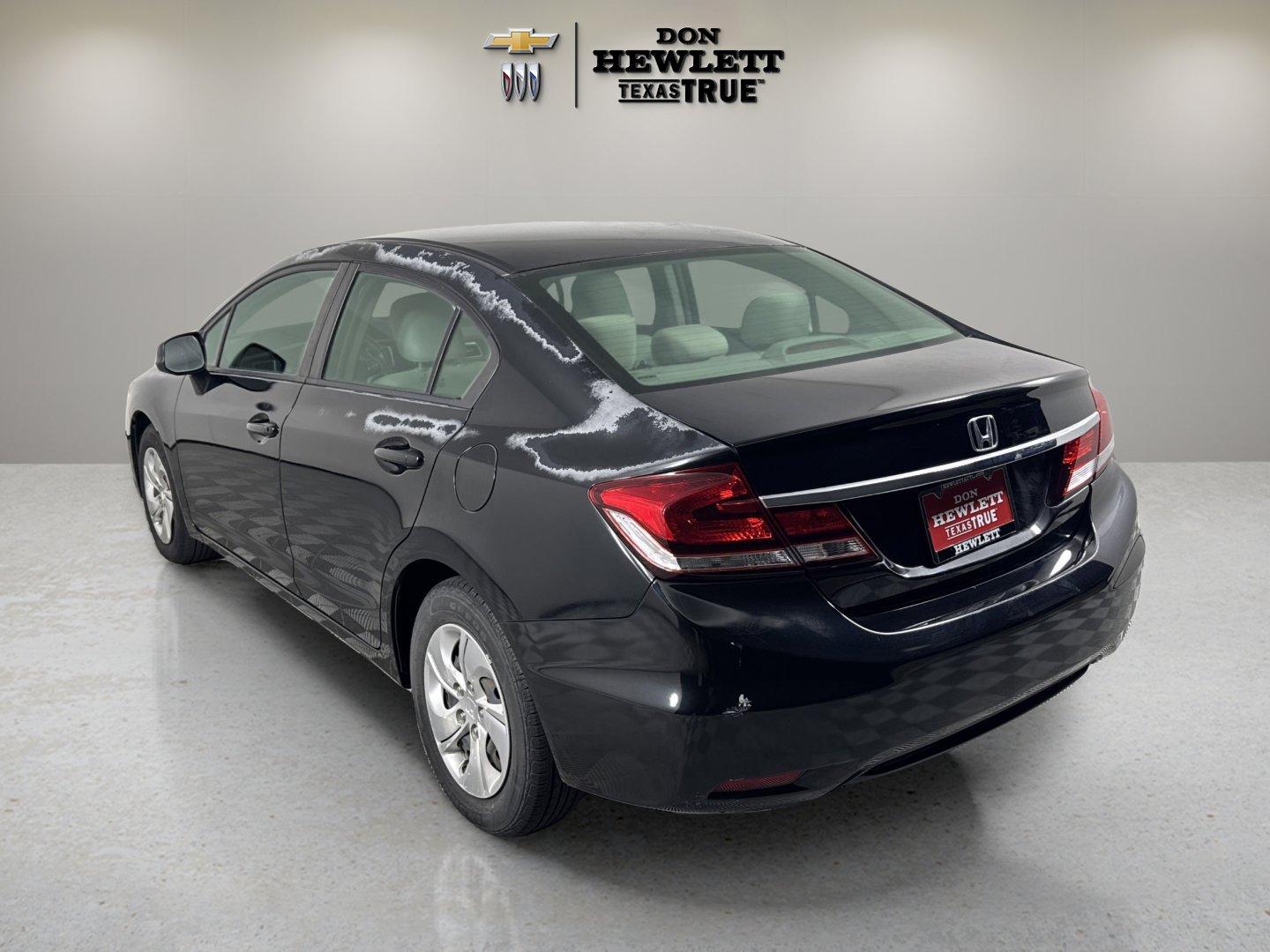 2013 Honda Civic Sdn Vehicle Photo in GEORGETOWN, TX 78626-7508