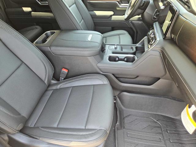 2025 GMC Sierra 2500 HD Vehicle Photo in DALLAS, TX 75209-3016
