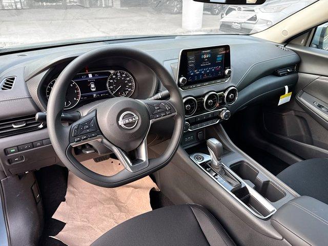 2025 Nissan Sentra Vehicle Photo in Flemington, NJ 08822