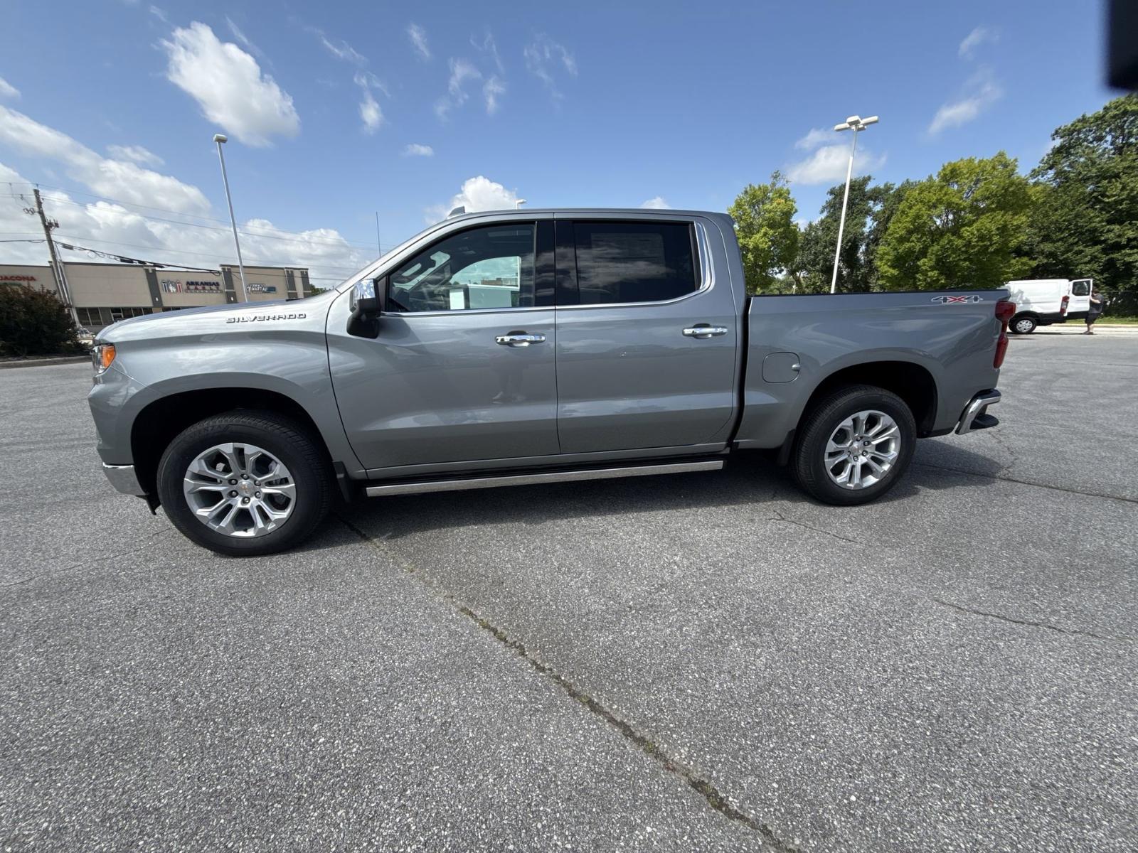 2025 Chevrolet Silverado 1500 Vehicle Photo in BENTONVILLE, AR 72712-4322