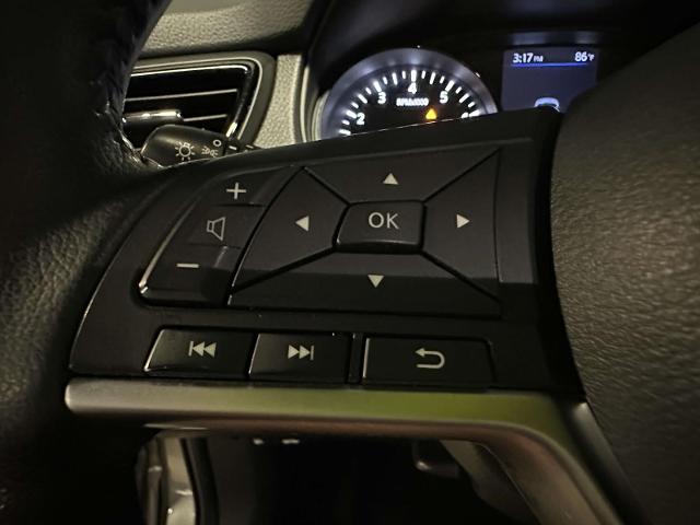 2022 Nissan Rogue Sport Vehicle Photo in Roslyn, NY 11576