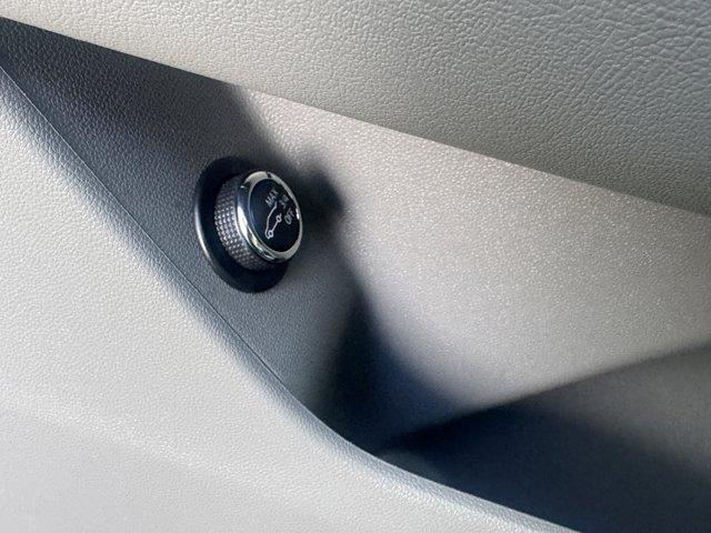 2024 Cadillac XT6 Vehicle Photo in LEOMINSTER, MA 01453-2952