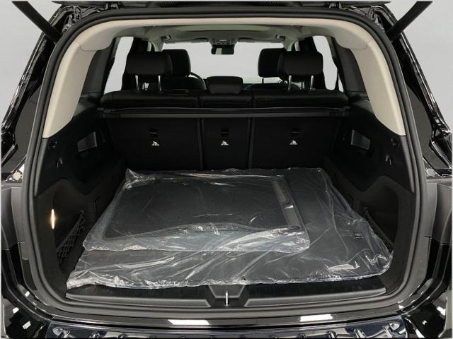 2025 Mercedes-Benz GLB Vehicle Photo in Appleton, WI 54913