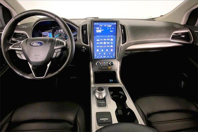 2024 Ford Edge Vehicle Photo in KANSAS CITY, MO 64114-4502