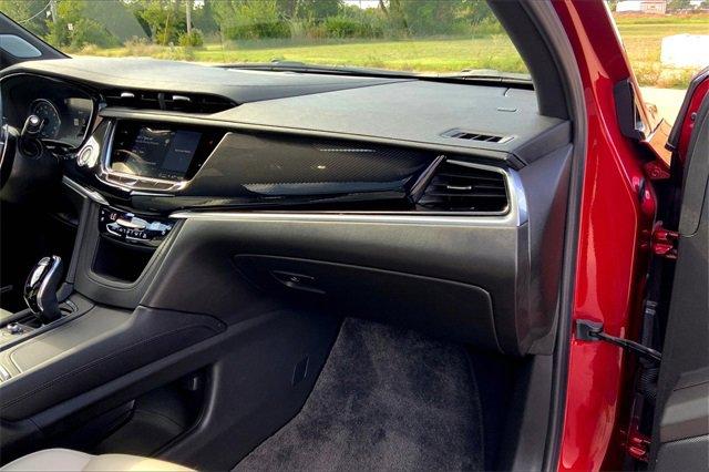 2024 Cadillac XT6 Vehicle Photo in TOPEKA, KS 66609-0000