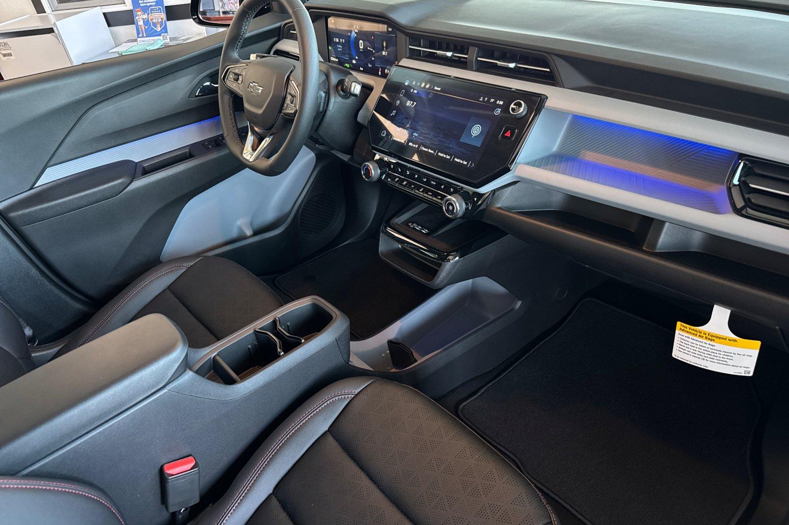 2027 Chevrolet Bolt RS - Photo 16