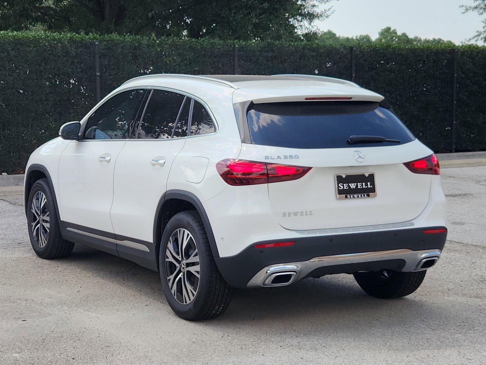 2025 Mercedes-Benz GLA Vehicle Photo in HOUSTON, TX 77079