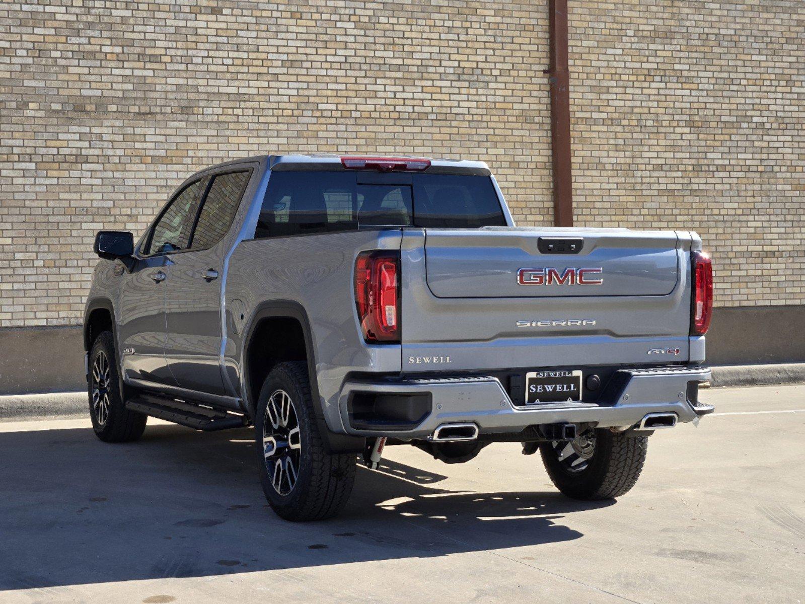 2025 GMC Sierra 1500 Vehicle Photo in DALLAS, TX 75209-3016