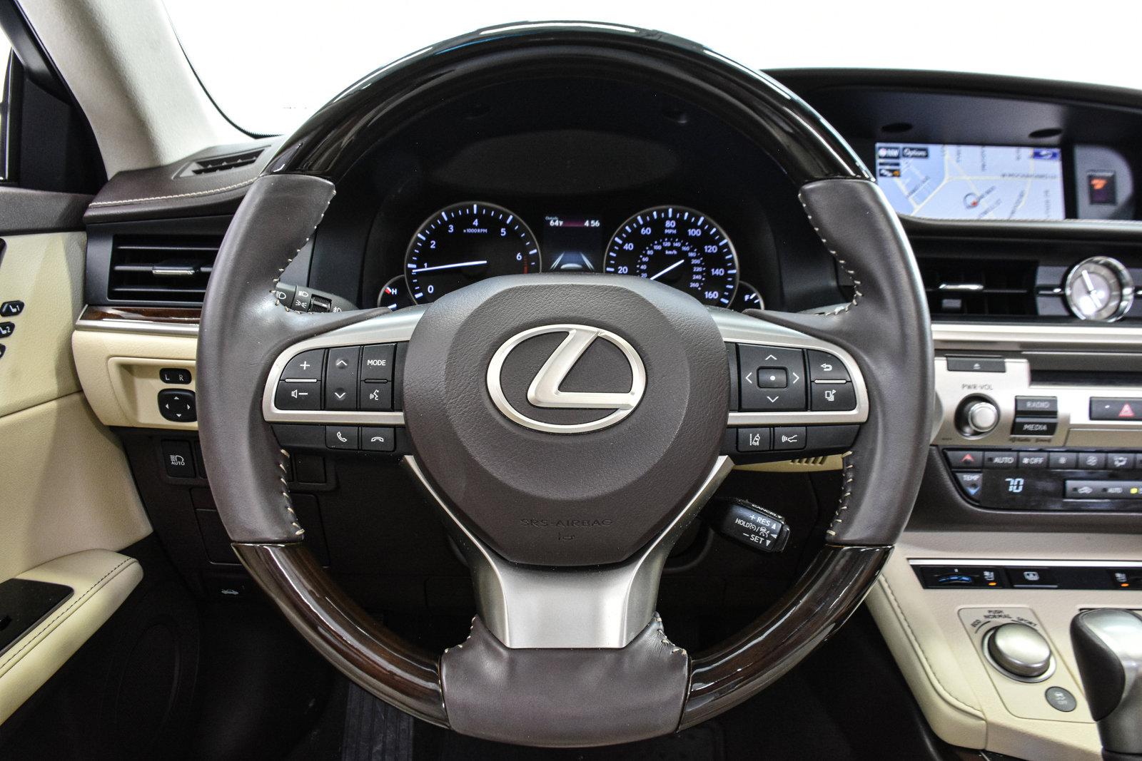 2016 Lexus ES 350 Vehicle Photo in DALLAS, TX 75235