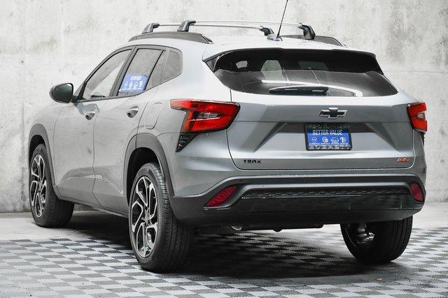 2025 Chevrolet Trax Vehicle Photo in EVERETT, WA 98203-5662