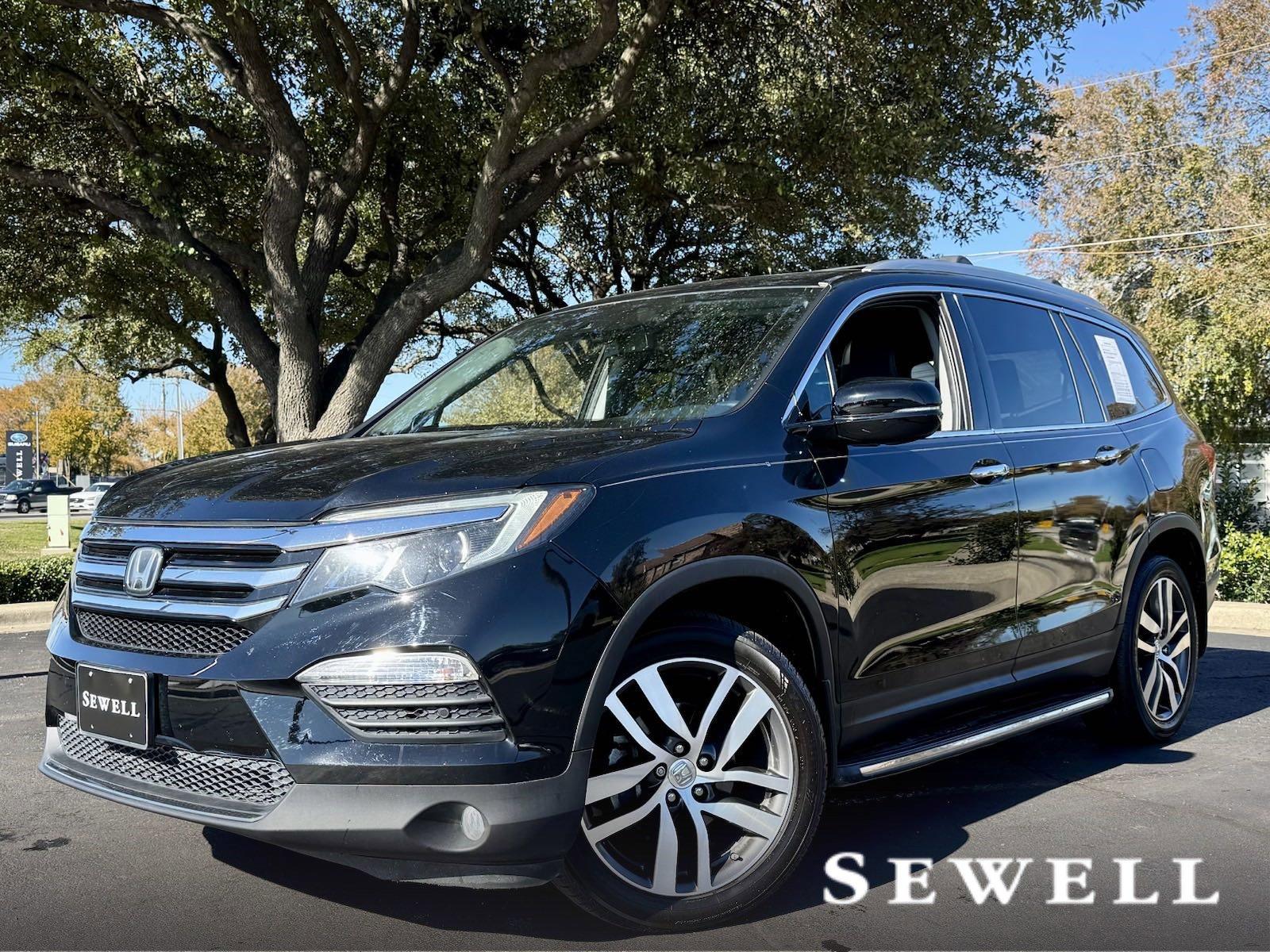 2017 Honda Pilot Vehicle Photo in DALLAS, TX 75209-3016