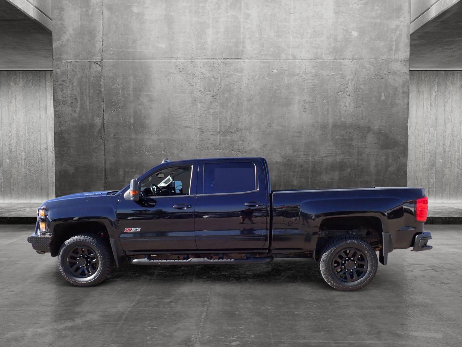 2019 Chevrolet Silverado 2500HD Vehicle Photo in DENVER, CO 80221-3610