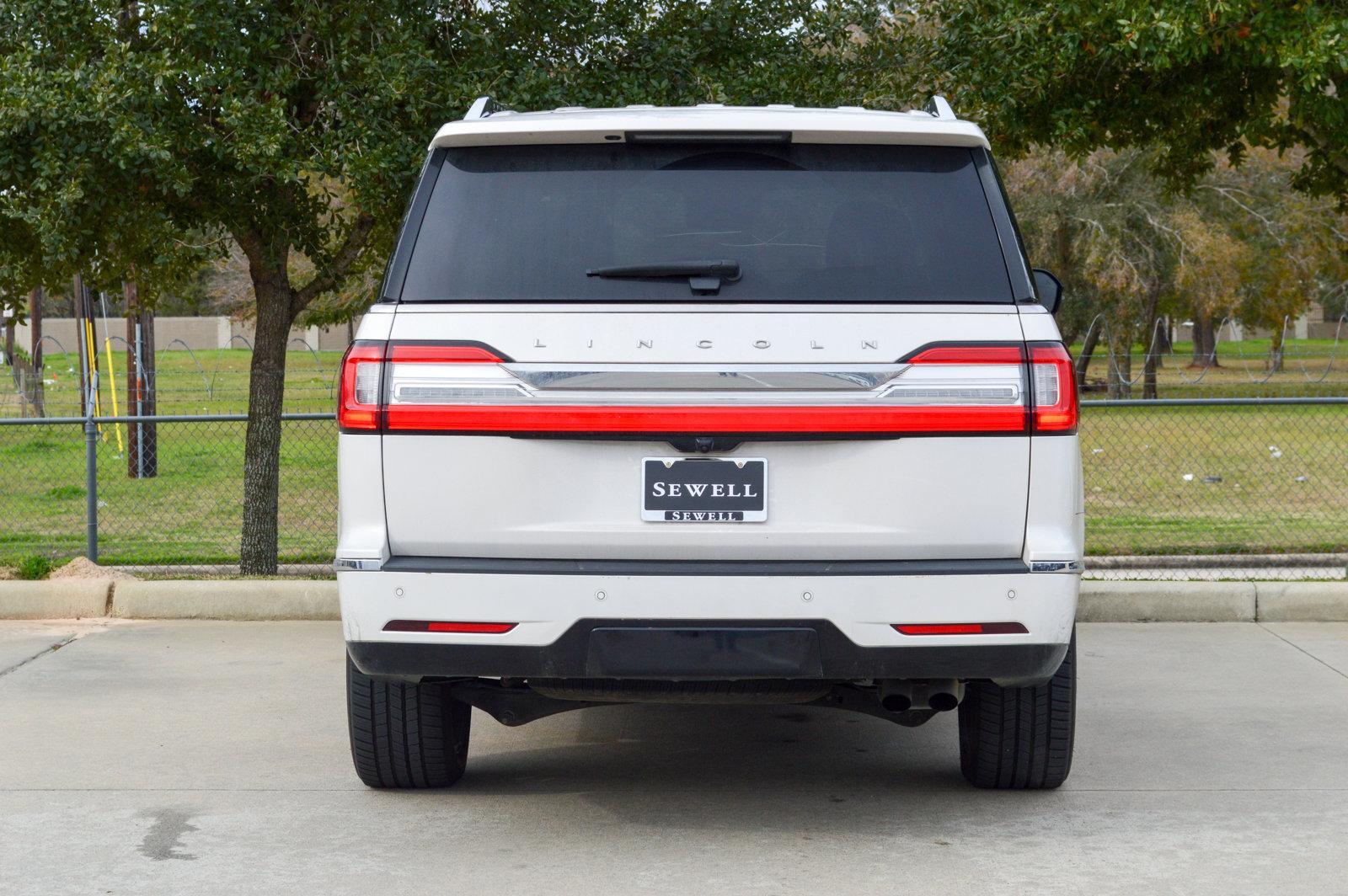 2019 Lincoln Navigator Vehicle Photo in Houston, TX 77090