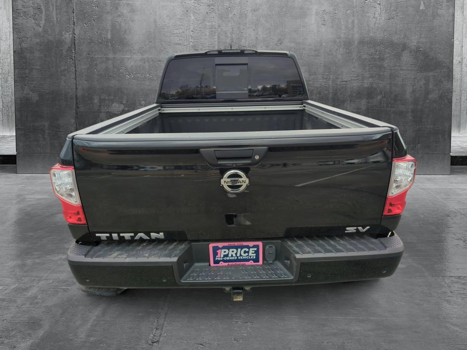 2022 Nissan Titan Vehicle Photo in Memphis, TN 38125