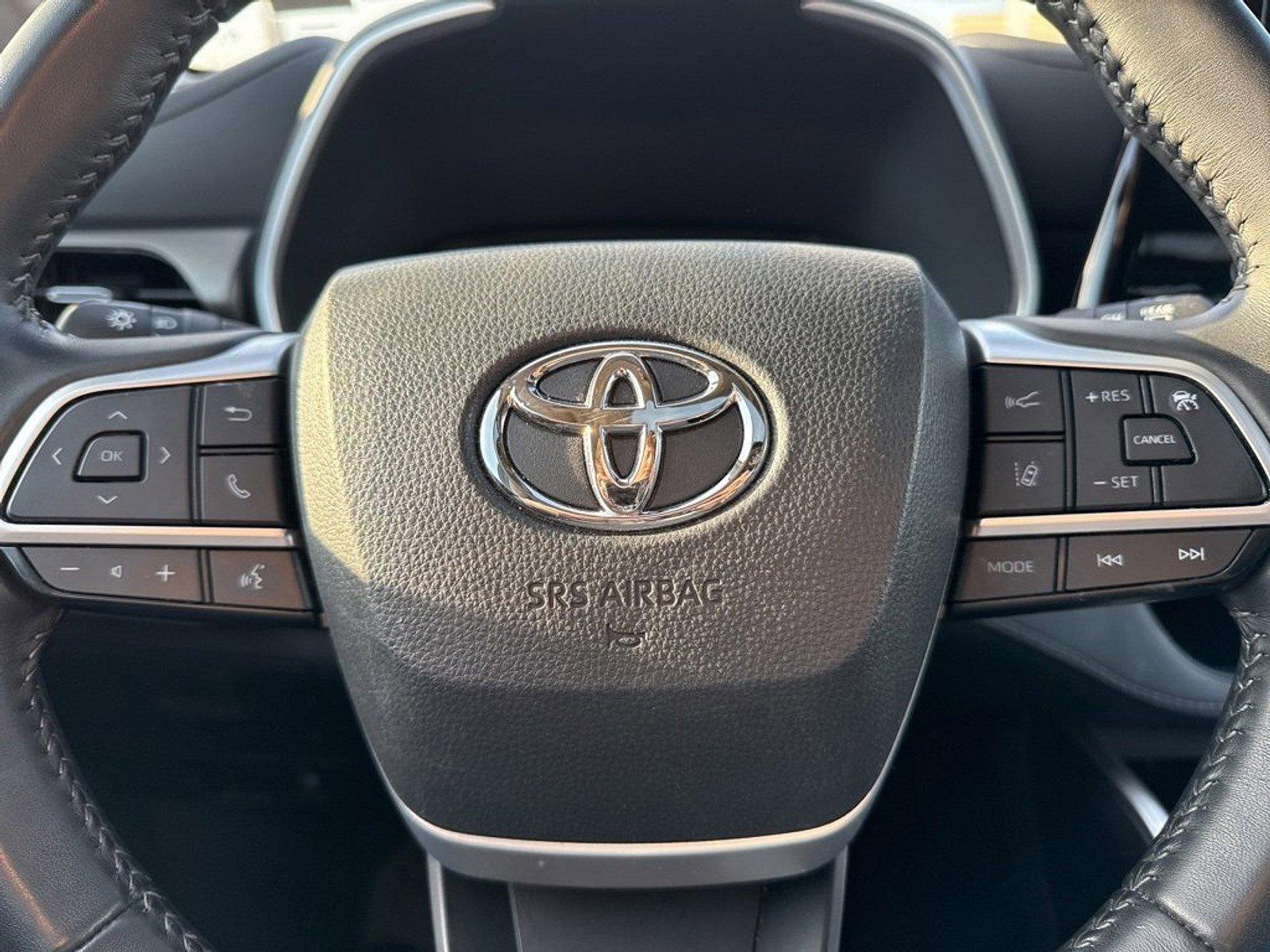 2023 Toyota Highlander Vehicle Photo in Harrisburg, PA 17111