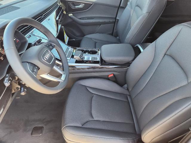 2025 Audi Q7 Vehicle Photo in HOUSTON, TX 77090