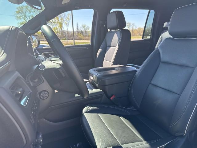 2023 Chevrolet Suburban Vehicle Photo in MANHATTAN, KS 66502-5036