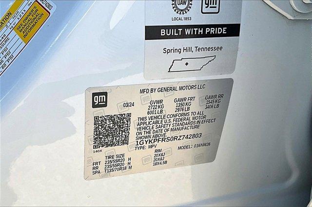 2024 Cadillac XT6 Vehicle Photo in TOPEKA, KS 66609-0000