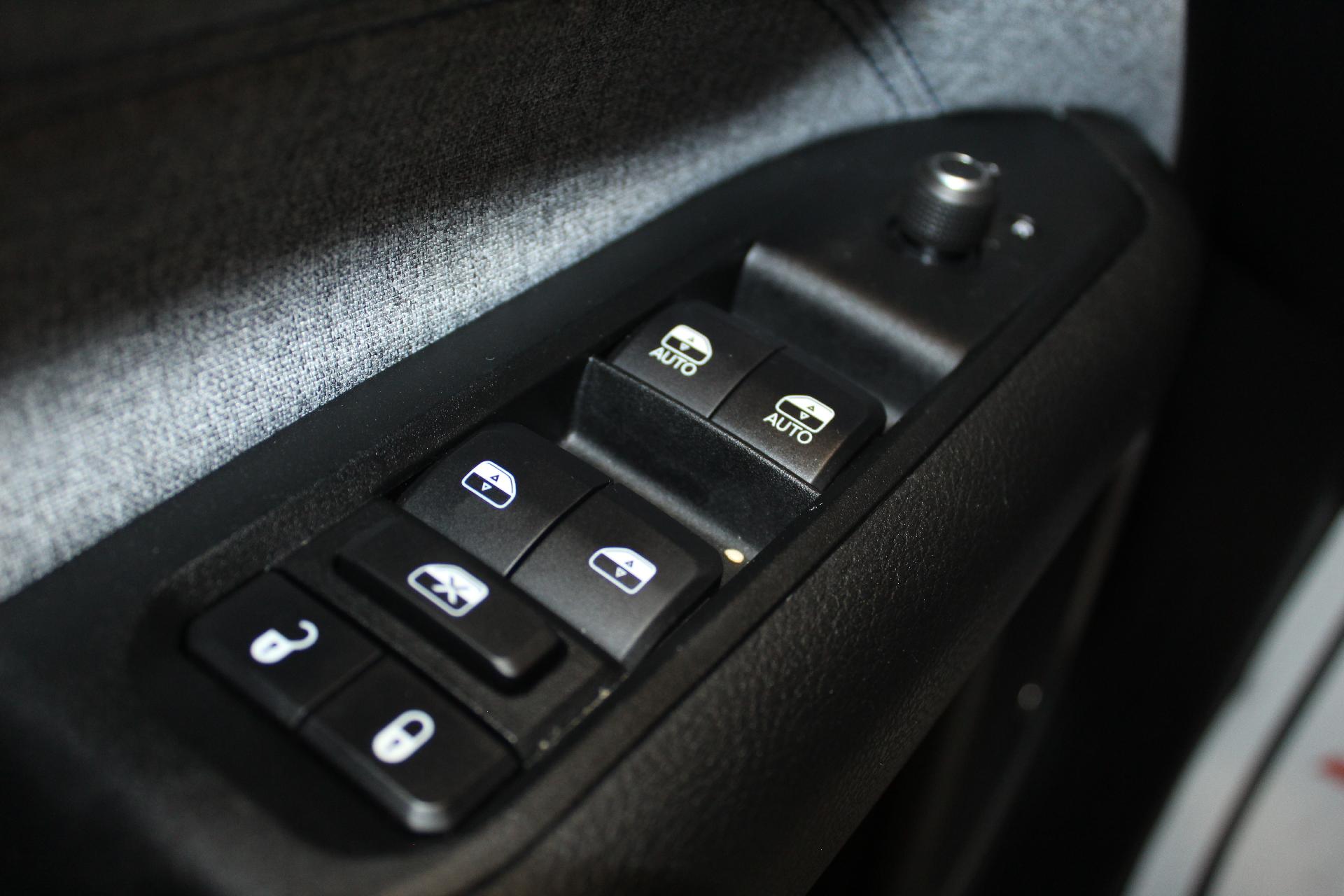 2022 Jeep Compass Vehicle Photo in NORTHAMPTON, MA 01060-1120