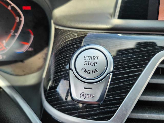 2021 BMW 740i Vehicle Photo in HOUSTON, TX 77079