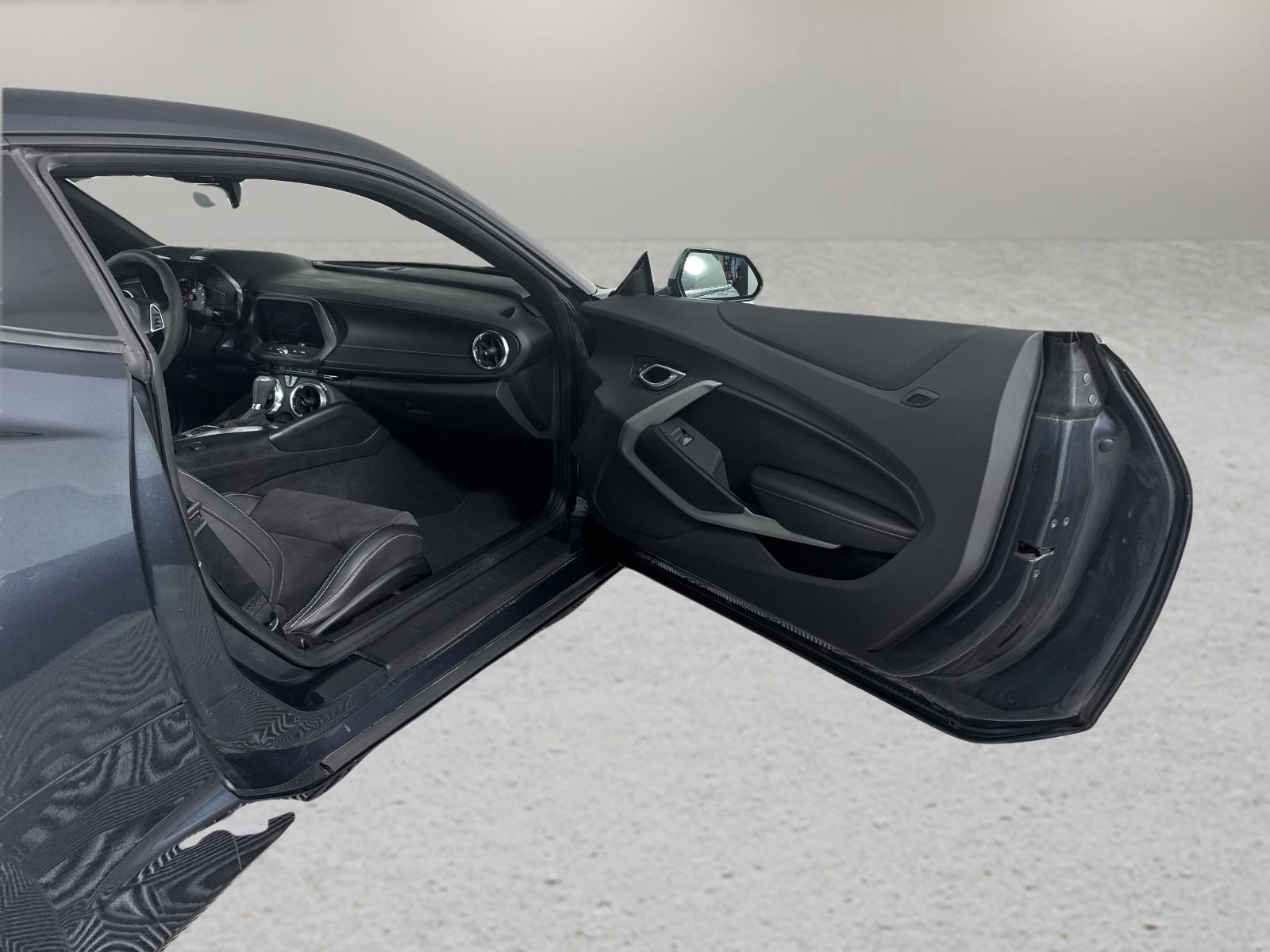 2023 Chevrolet Camaro Vehicle Photo in GEORGETOWN, TX 78626-7508