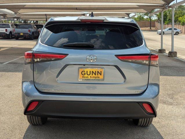 2022 Toyota Highlander Vehicle Photo in San Antonio, TX 78230