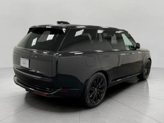 2025 Range Rover Vehicle Photo in Appleton, WI 54913