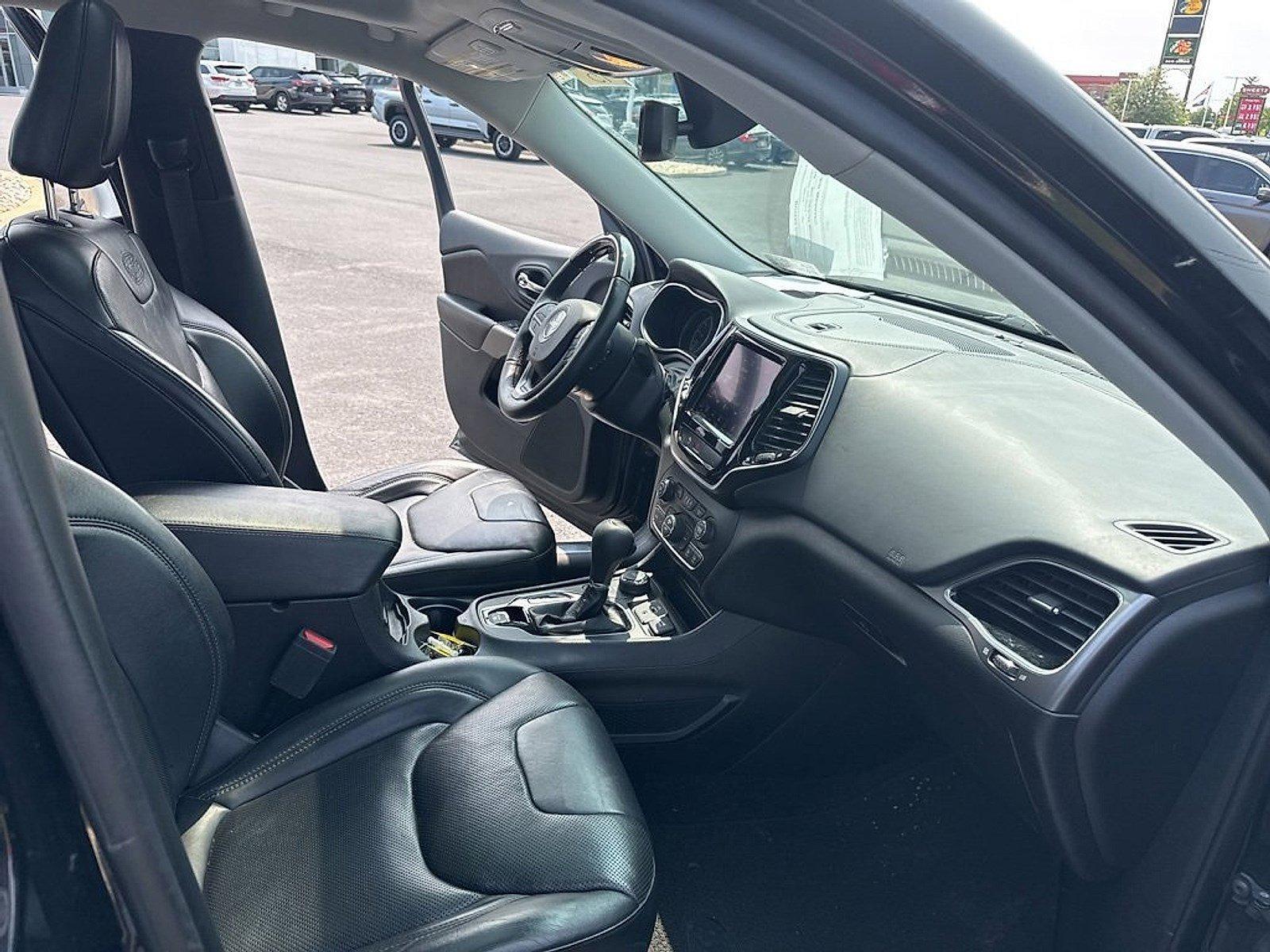 2019 Jeep Cherokee Vehicle Photo in Harrisburg, PA 17111