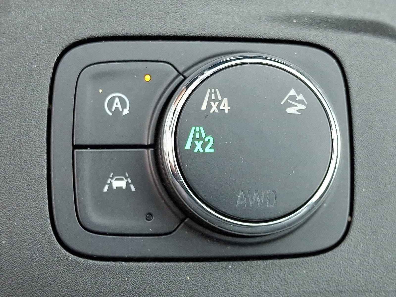 2022 Chevrolet Traverse Vehicle Photo in BETHLEHEM, PA 18017-9401