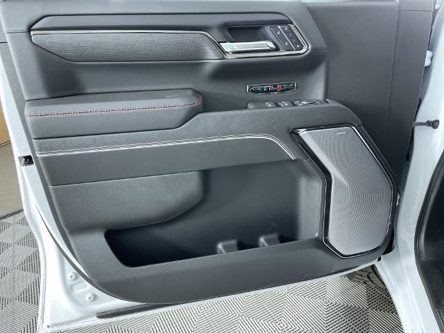 2025 GMC Sierra 1500 Vehicle Photo in GILBERT, AZ 85297-0402
