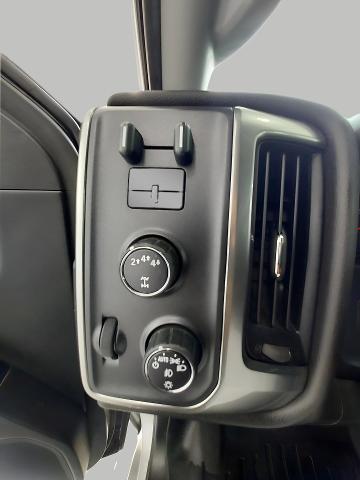 2017 Chevrolet Silverado 2500 HD Vehicle Photo in OSHKOSH, WI 54904-7811
