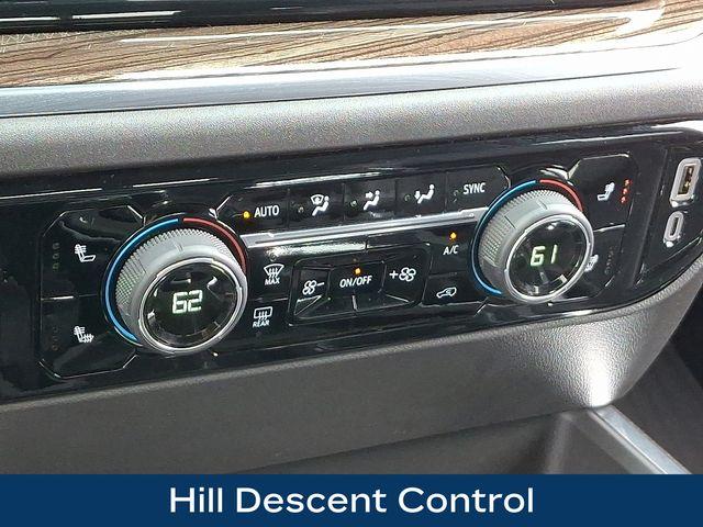 2024 Chevrolet Silverado 1500 Vehicle Photo in DANBURY, CT 06810-5034