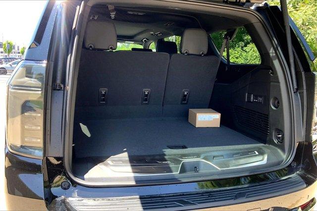 2025 Chevrolet Suburban Vehicle Photo in KANSAS CITY, MO 64114-4502