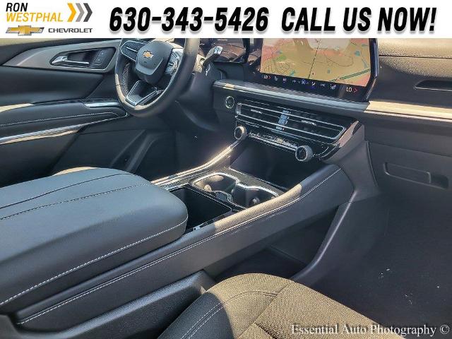 2025 Chevrolet Traverse Vehicle Photo in AURORA, IL 60503-9326