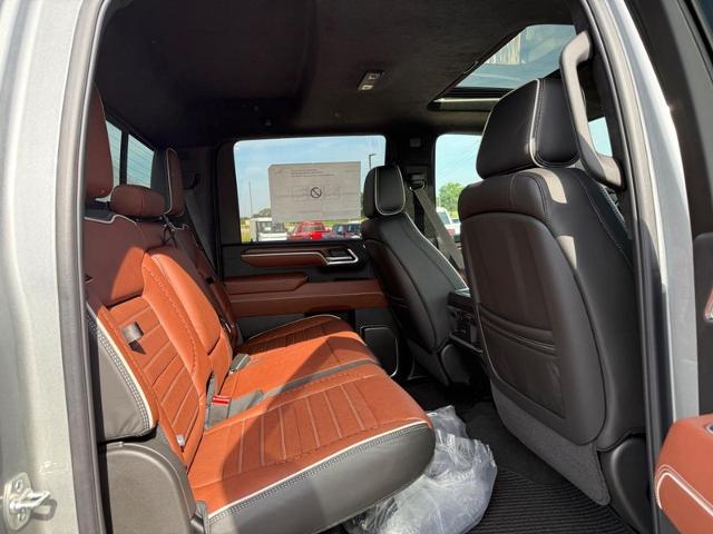 2025 GMC Sierra 2500 HD Vehicle Photo in COLUMBIA, MO 65203-3903