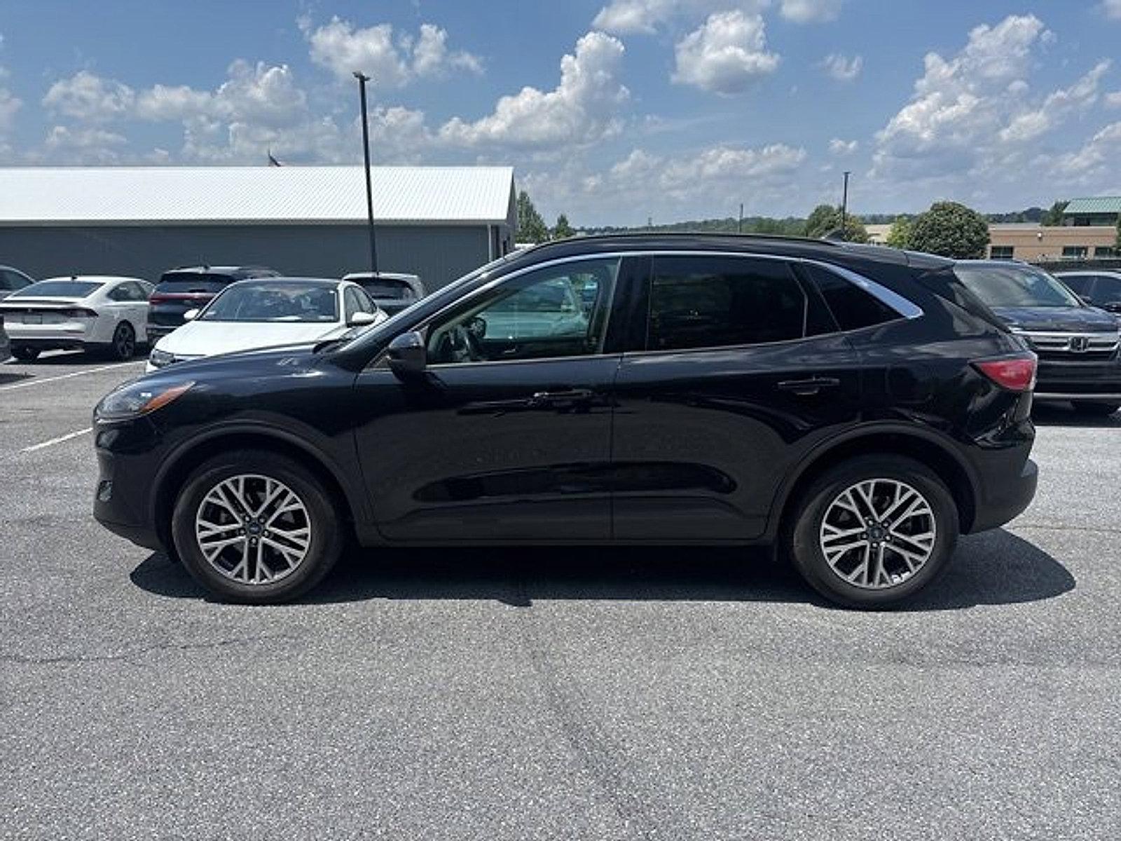2020 Ford Escape Vehicle Photo in Harrisburg, PA 17111