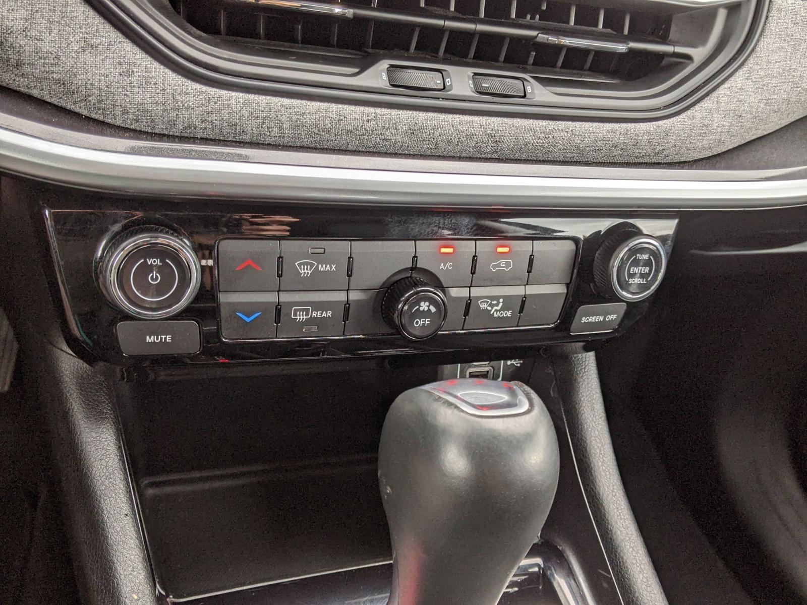 2022 Jeep Compass Vehicle Photo in Seguin, TX 78155