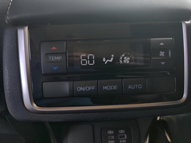 2024 Subaru Ascent Vehicle Photo in Green Bay, WI 54304