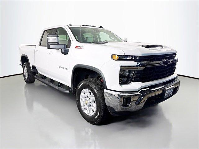 2025 Chevrolet Silverado 3500 HD Vehicle Photo in PUYALLUP, WA 98371-4149