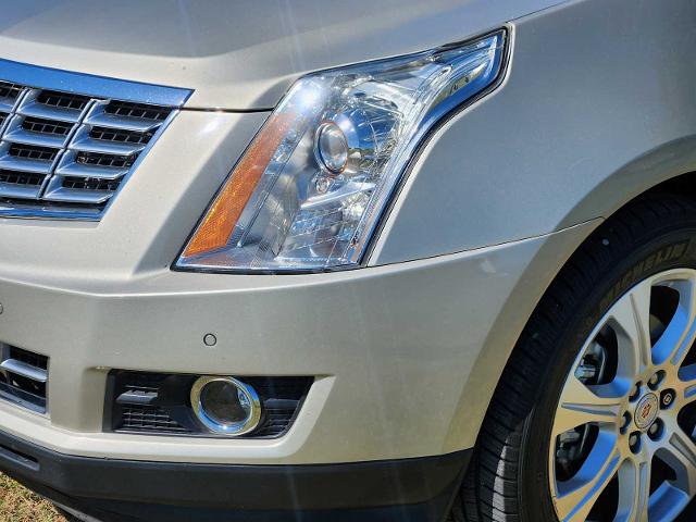 2016 Cadillac SRX Vehicle Photo in DENTON, TX 76210-9321