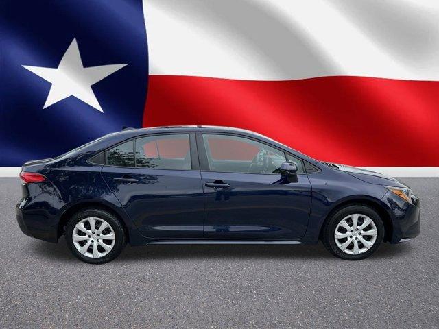 Used 2022 Toyota Corolla LE with VIN 5YFEPMAE2NP326236 for sale in Jersey Village, TX