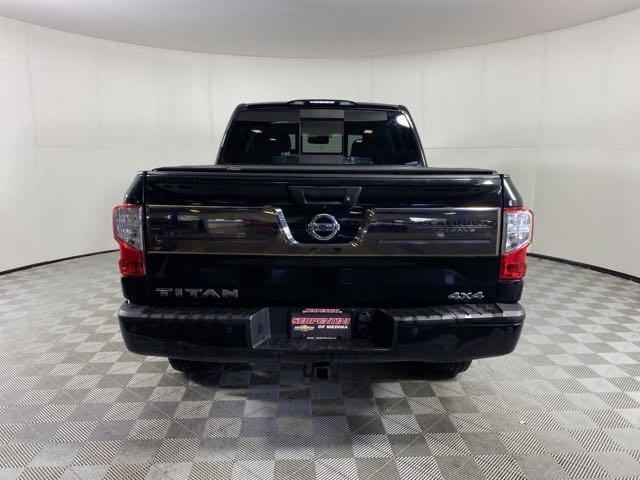 2017 Nissan Titan Vehicle Photo in MEDINA, OH 44256-9001