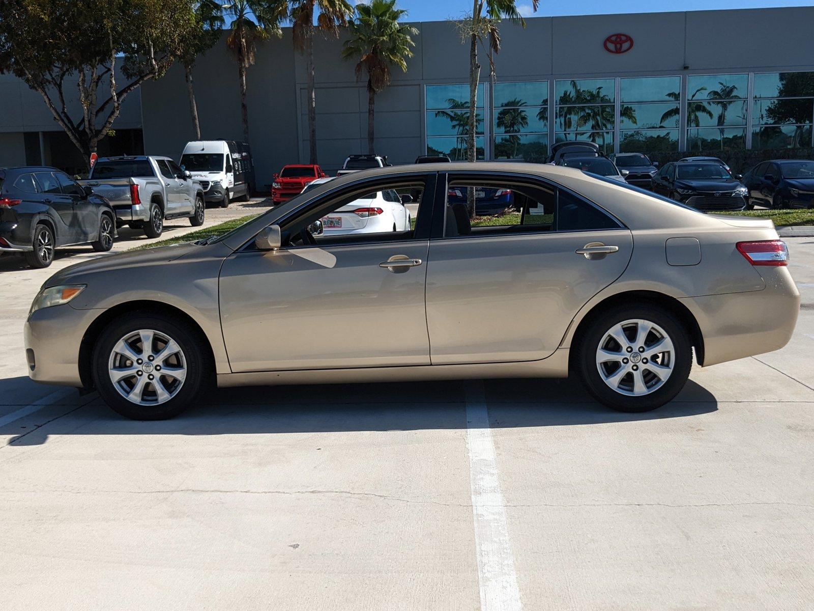 2011 Toyota Camry Vehicle Photo in Davie, FL 33331