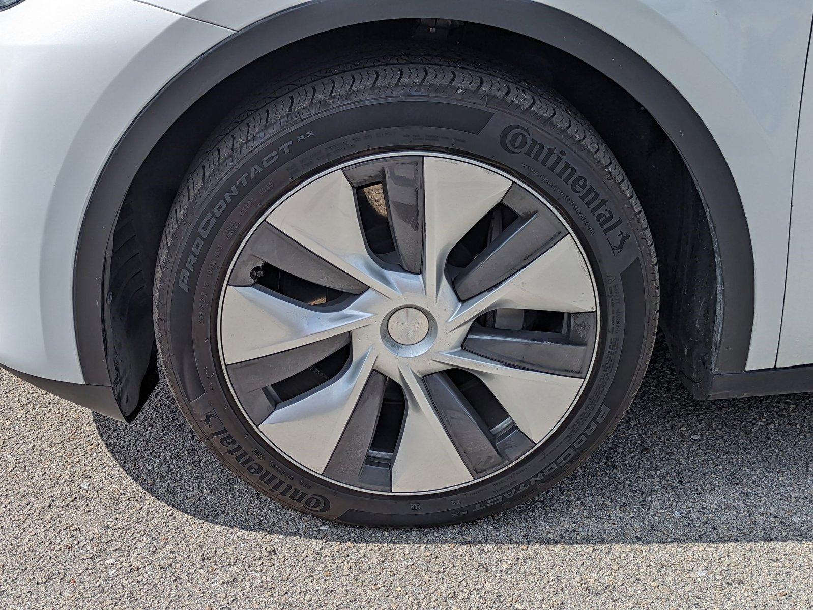 2023 Tesla Model Y Vehicle Photo in GREENACRES, FL 33463-3207