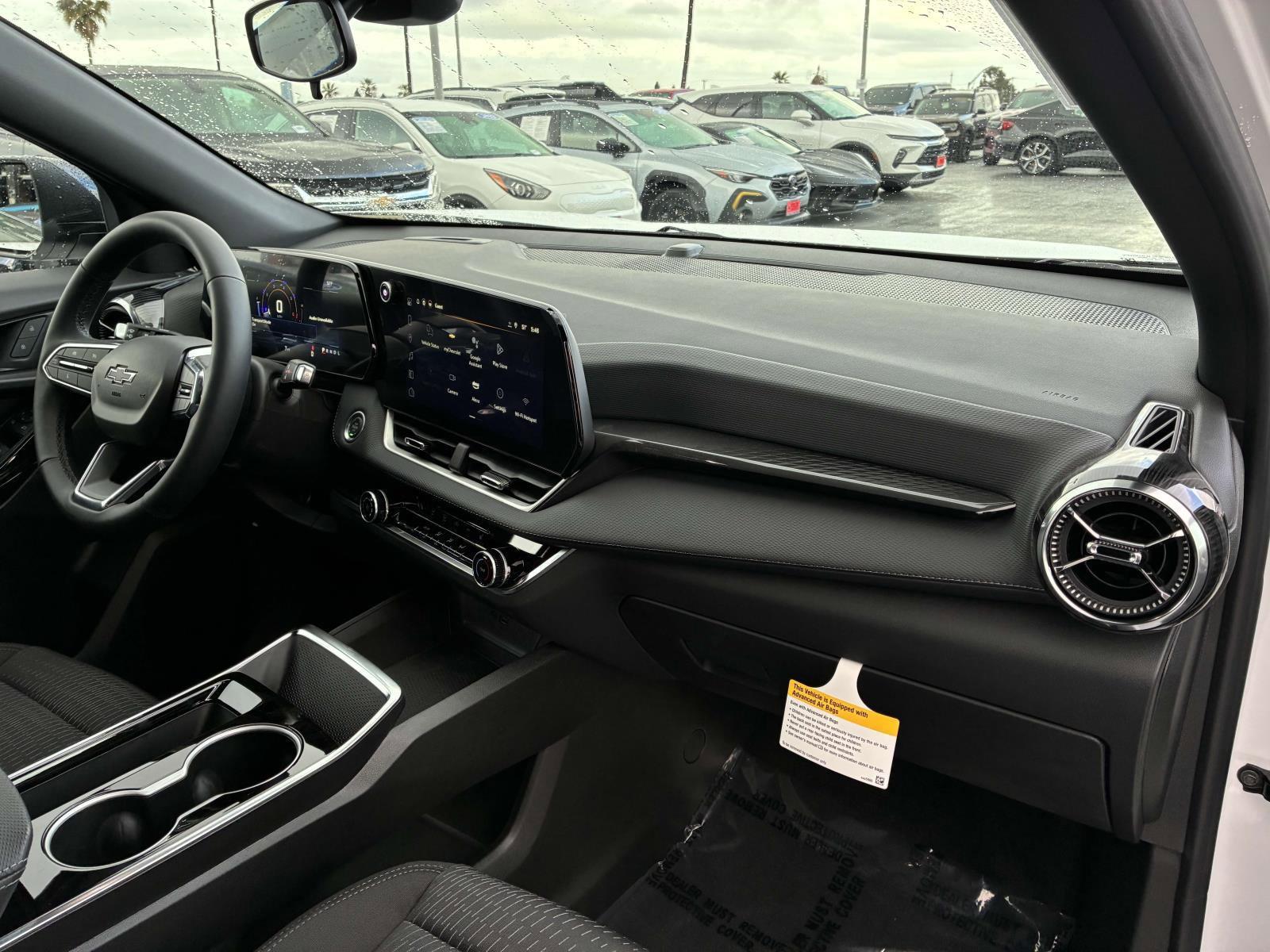 2025 Chevrolet Equinox Vehicle Photo in LOS ANGELES, CA 90007-3794